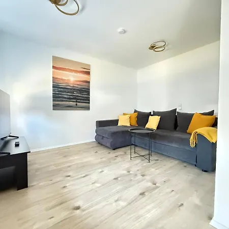 Lovely With Balcony In Ostfildern
